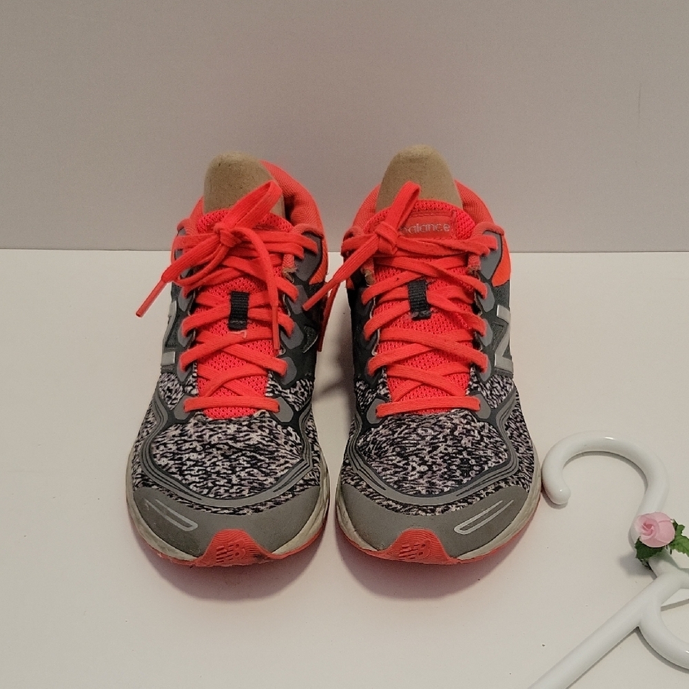 New Balance Women's Athletic Shoes - Gray and Pink